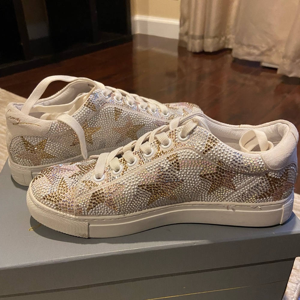Lola Cruz White Rhinestone Stars Sneakers - size 6